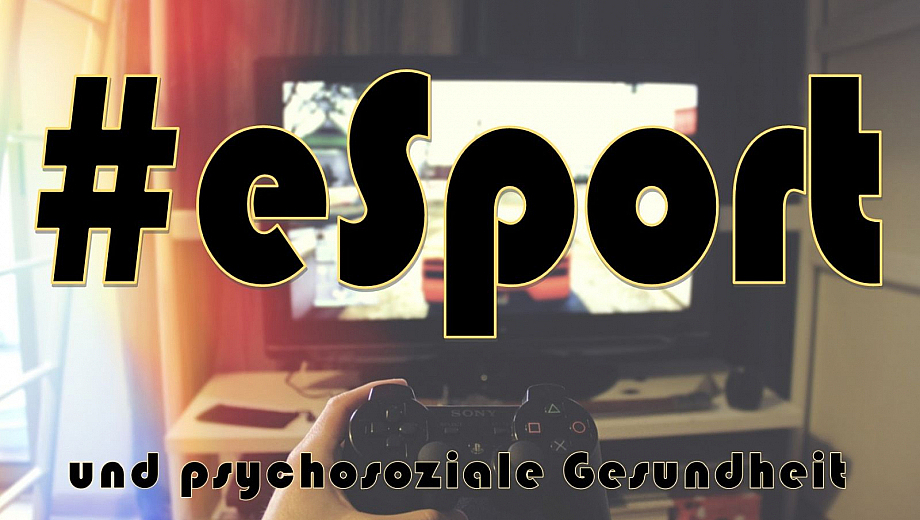 eSport Webinar-Titel psychosoziale Gesundheit, im Hintergrund ein Bildschirm mit Autorennen und ein Playstation-Controller