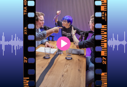 Nicolas Hoberg, Saskia Rößner und Benjamin Strobel im Podcast Videospielsucht verstehen